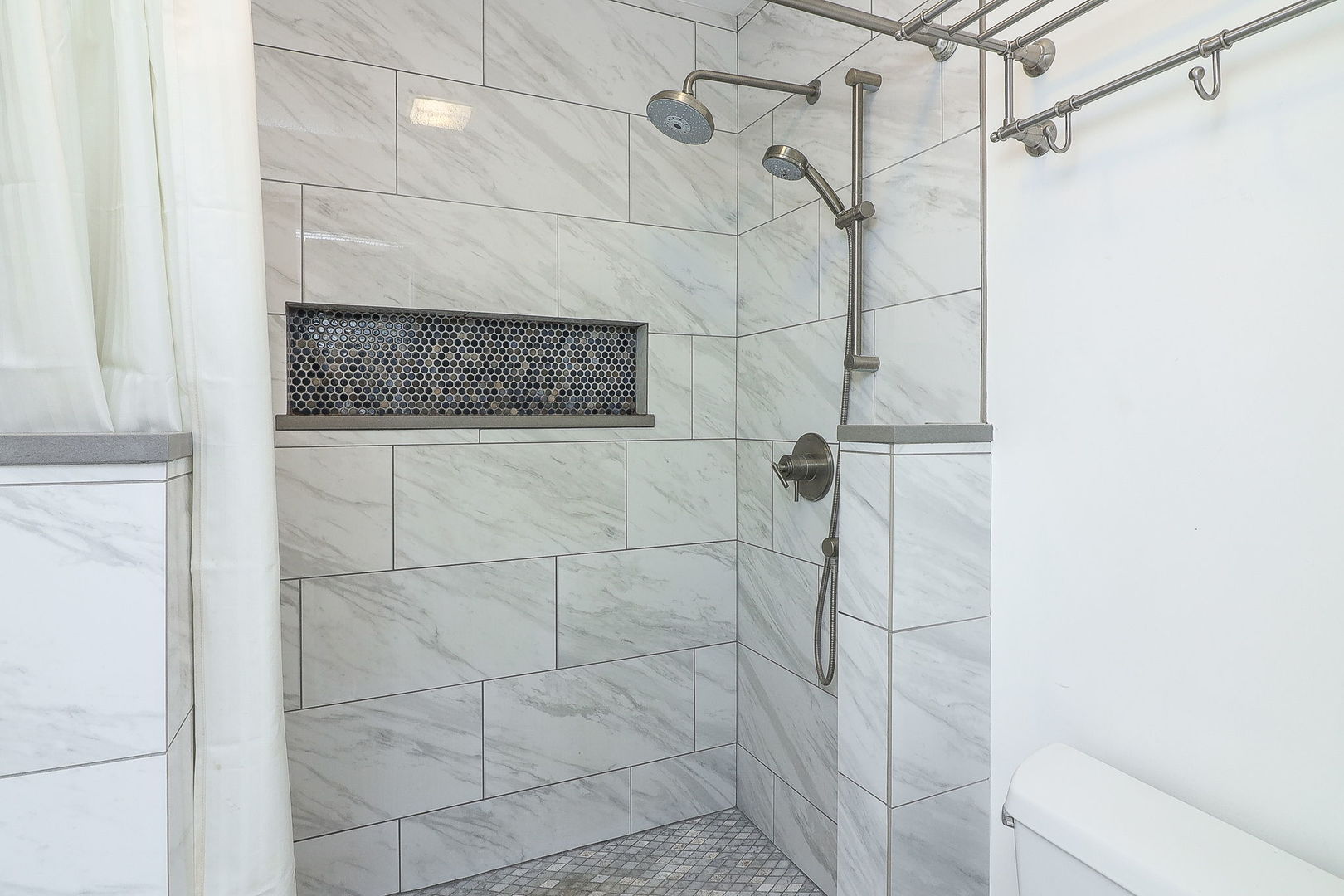 1918 N Yale Avenue, Arlington Heights, IL 60004