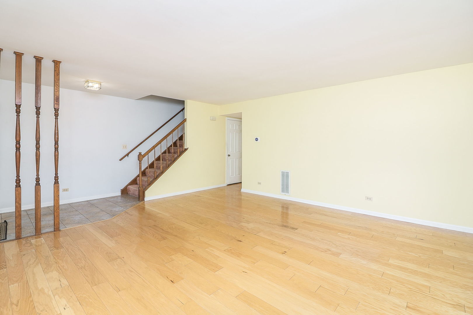 1918 N Yale Avenue, Arlington Heights, IL 60004