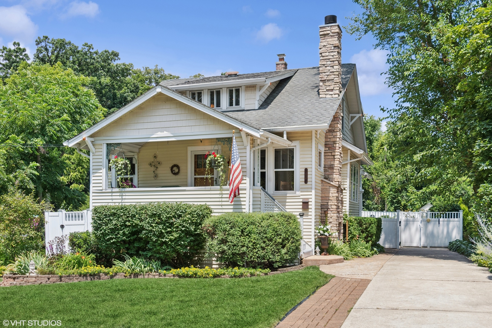 326 W Eugenia Street, Lombard, IL 60148