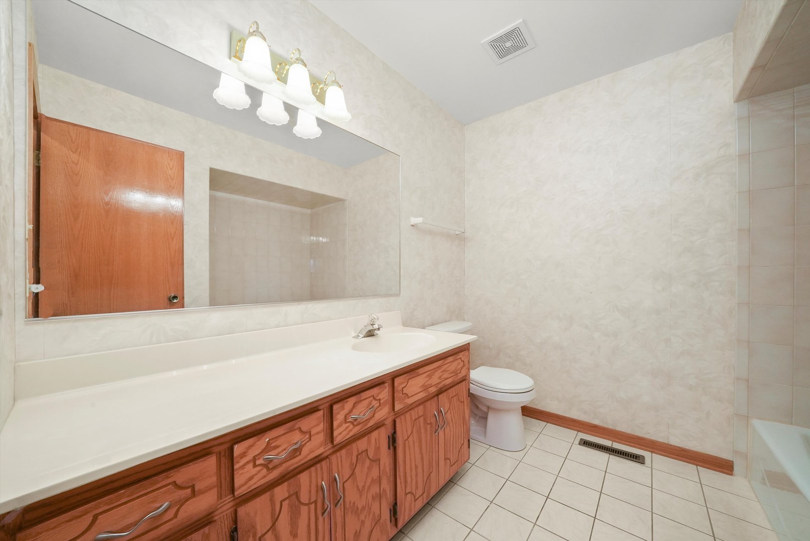18120 John Charles Drive, Orland Park, IL 60467