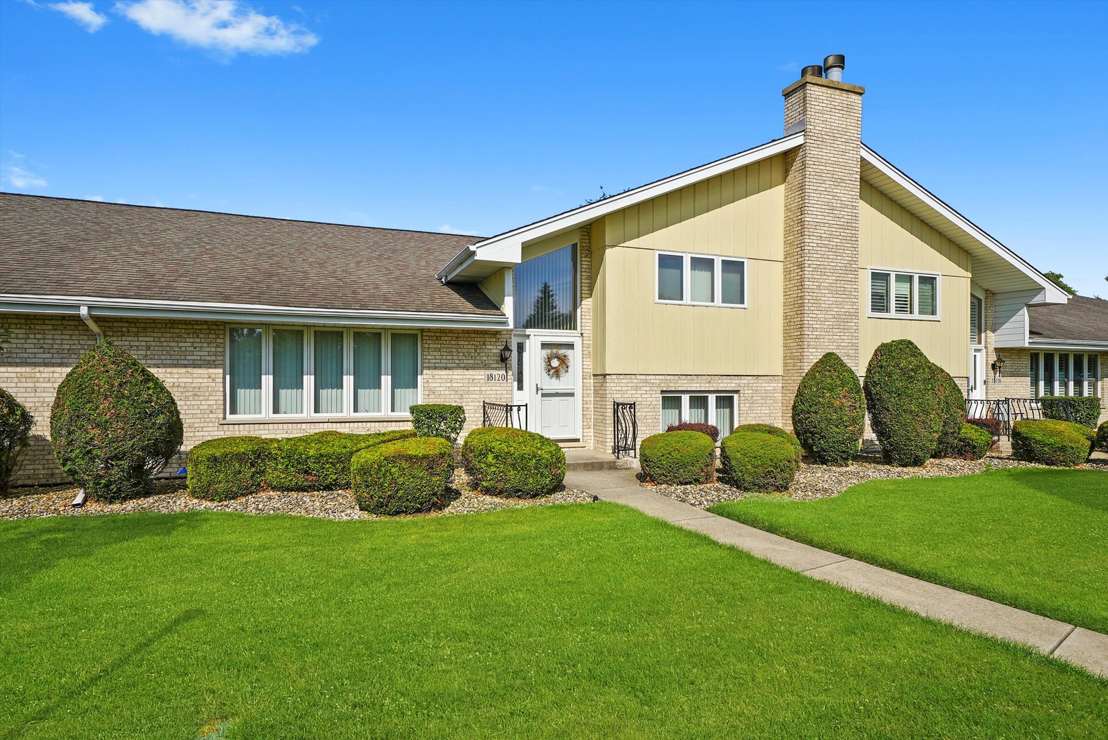 18120 John Charles Drive, Orland Park, IL 60467