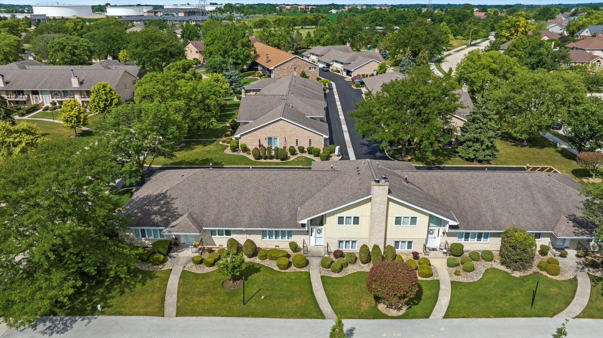 18120 John Charles Drive, Orland Park, IL 60467