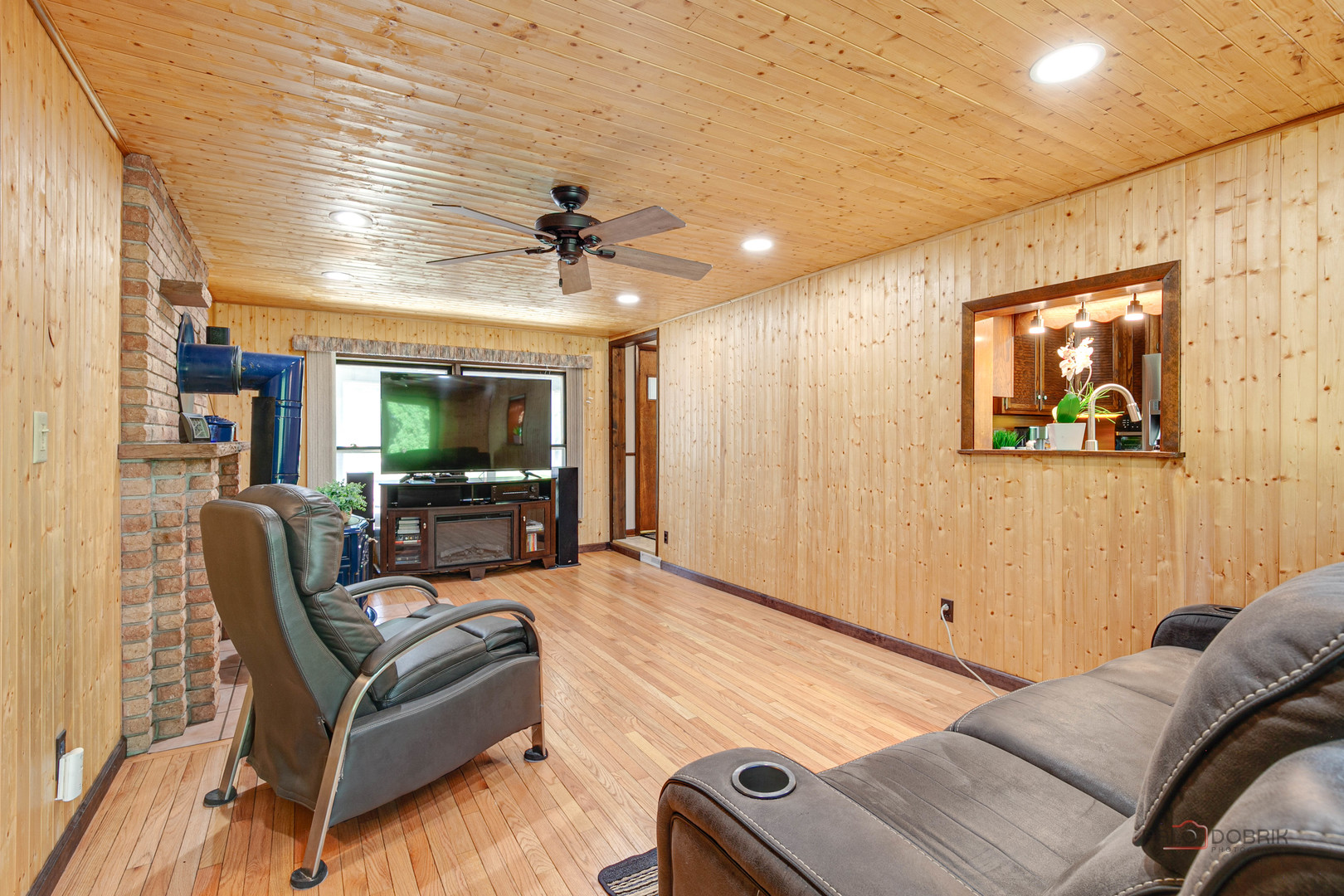 27335 W Nippersink Road, Ingleside, IL 60041