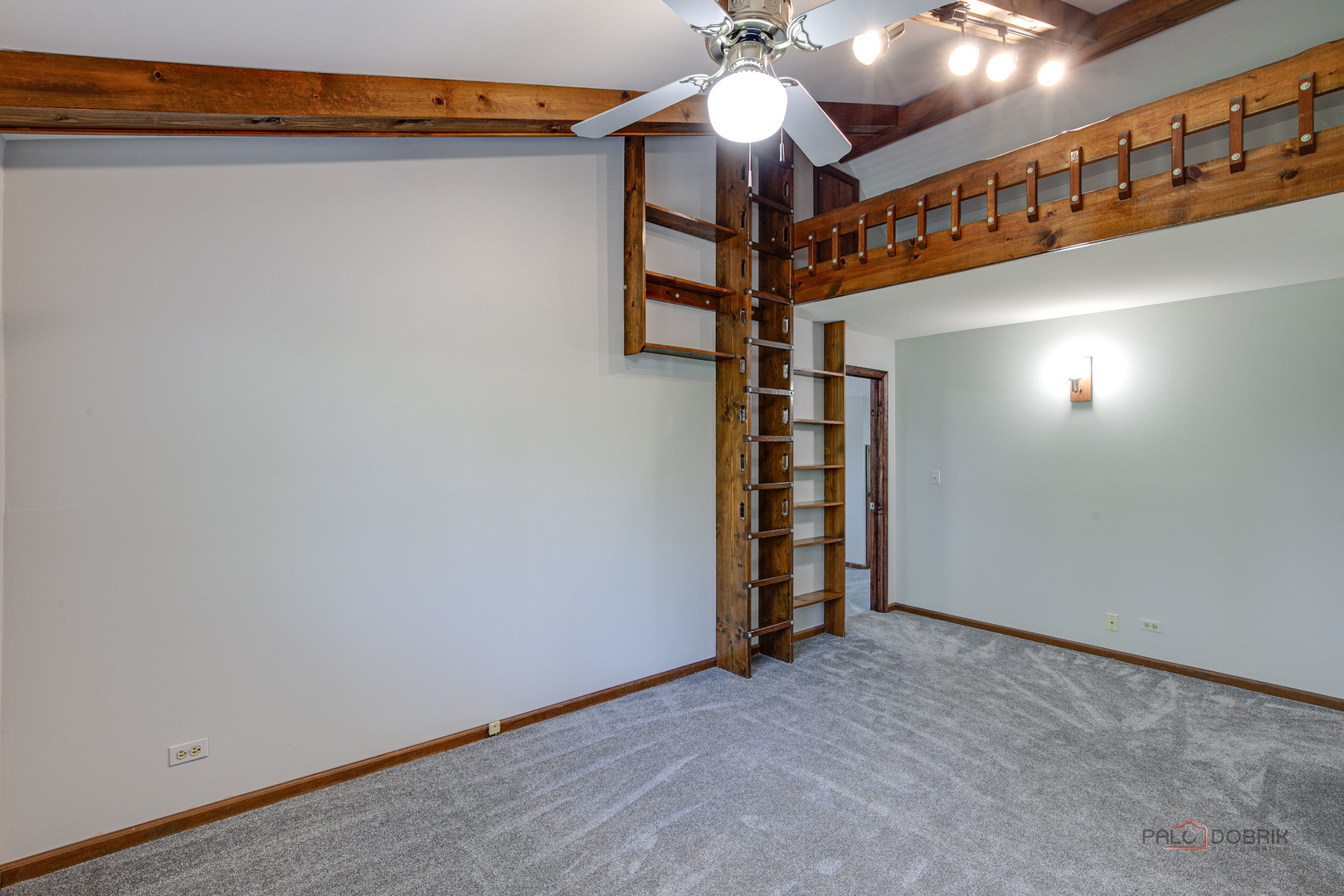 27335 W Nippersink Road, Ingleside, IL 60041