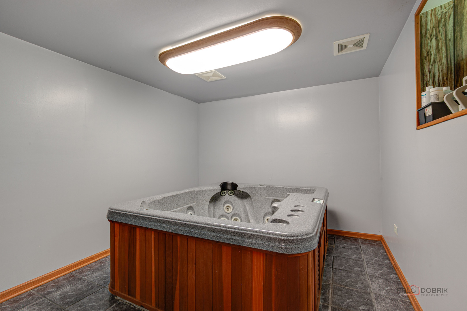 27335 W Nippersink Road, Ingleside, IL 60041