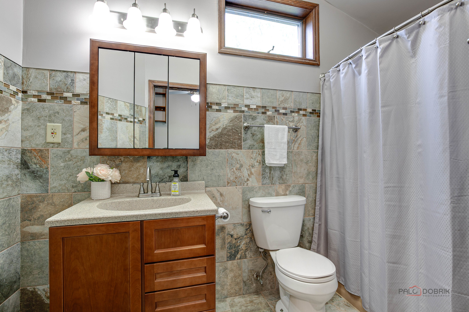 27335 W Nippersink Road, Ingleside, IL 60041