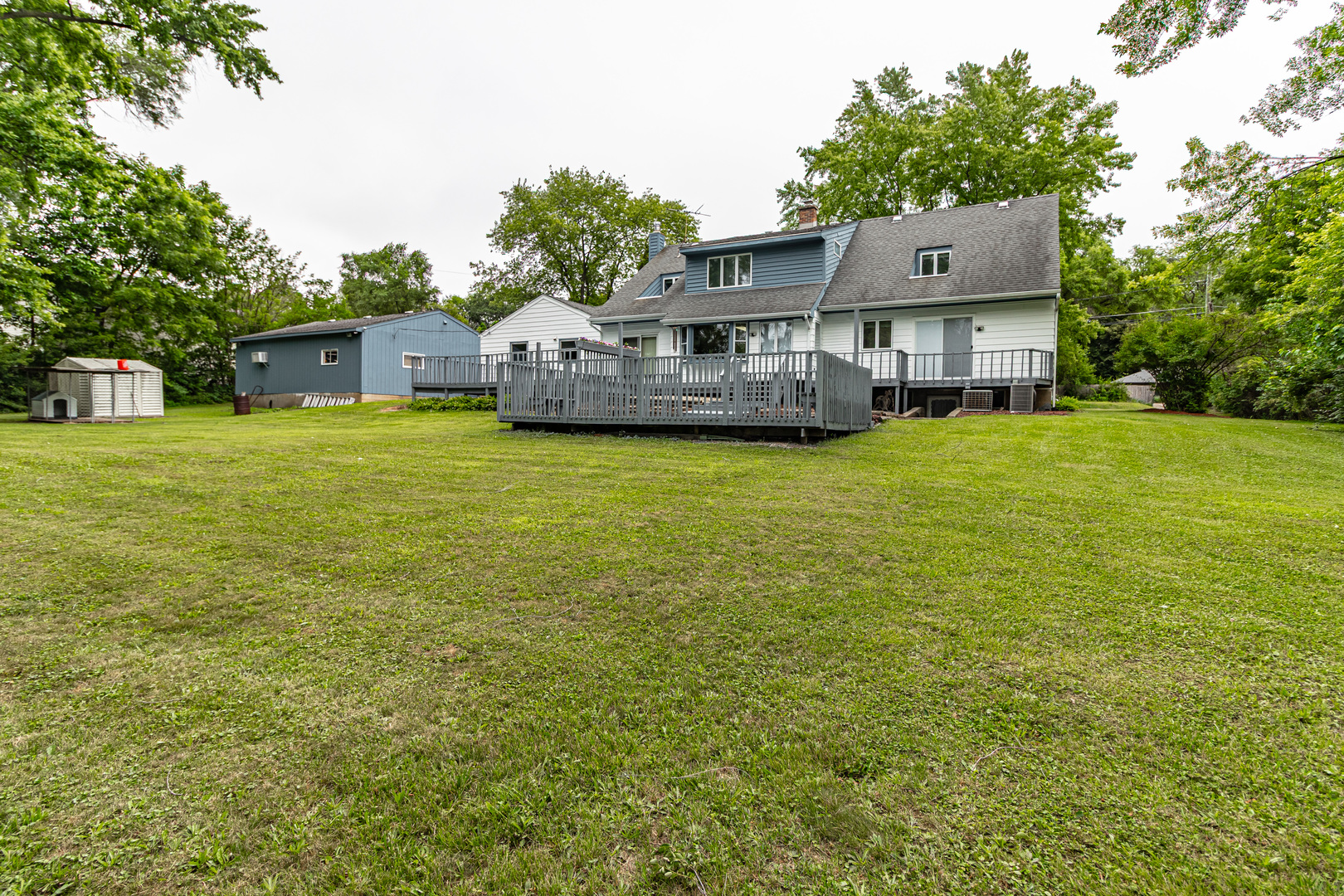27335 W Nippersink Road, Ingleside, IL 60041