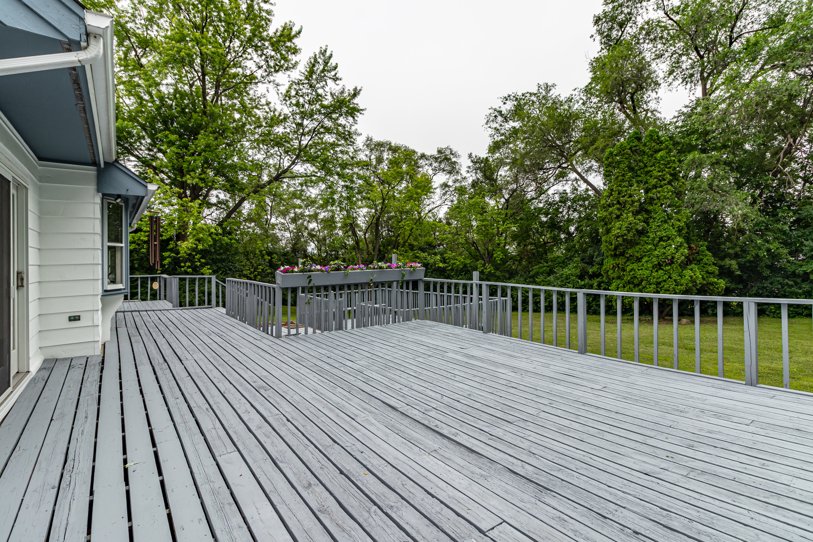 27335 W Nippersink Road, Ingleside, IL 60041