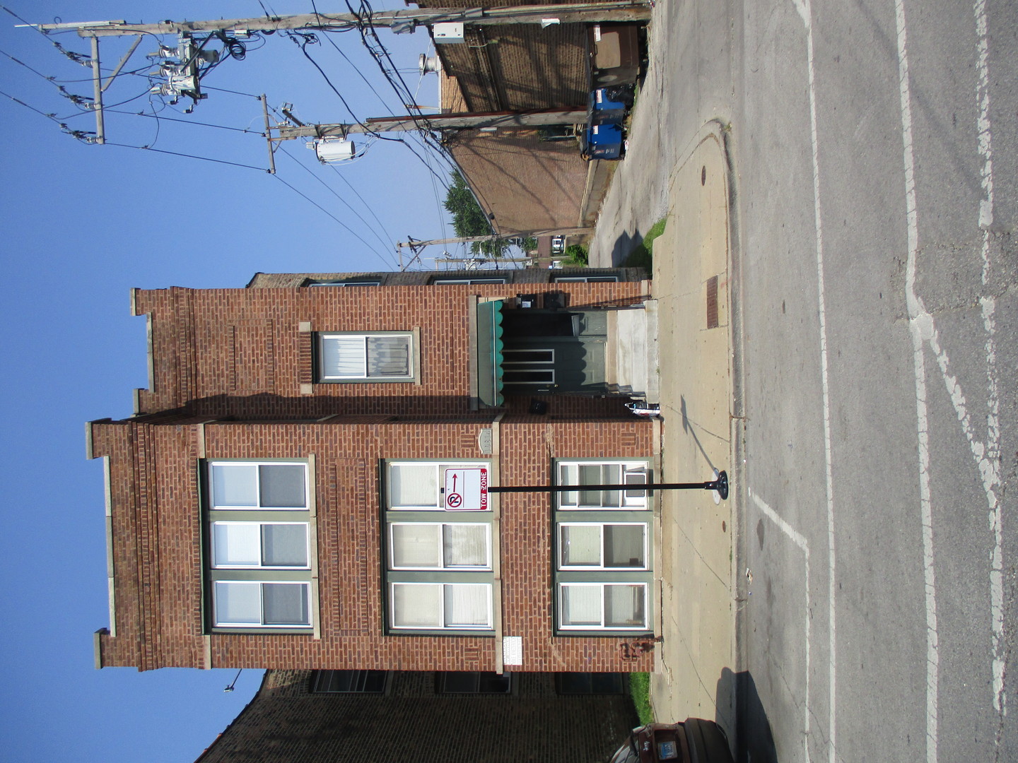10614 S EWING AVE, Chicago, IL 60617