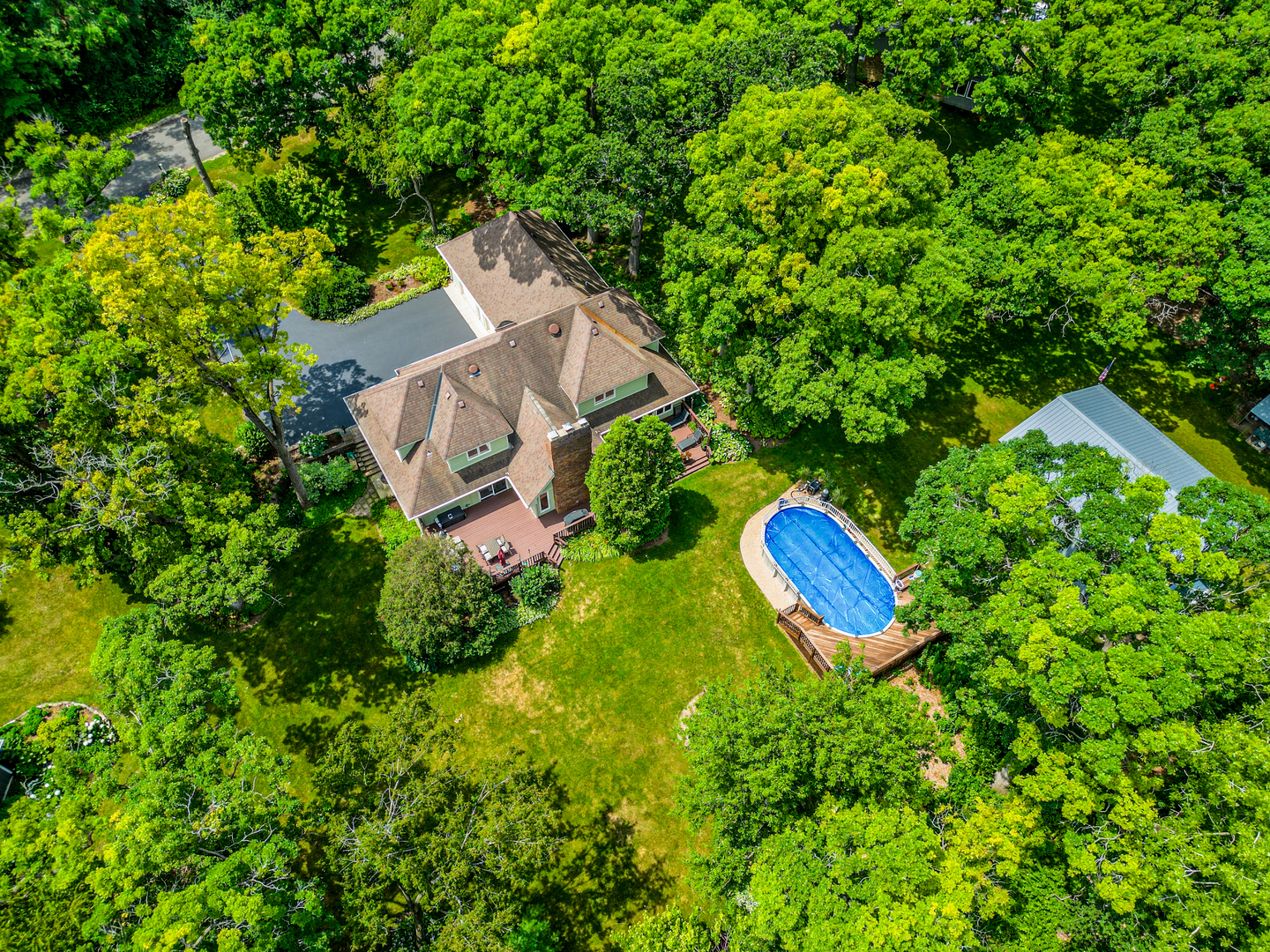 28W520 Pamela Court, West Chicago, IL 60185