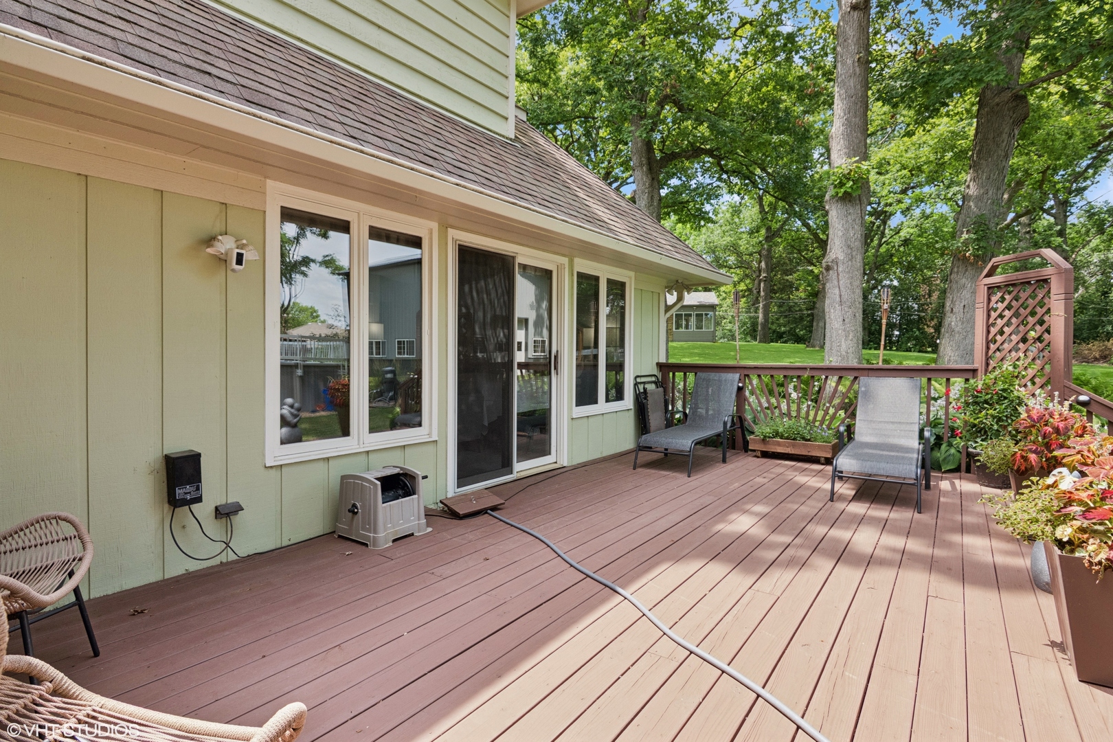 28W520 Pamela Court, West Chicago, IL 60185