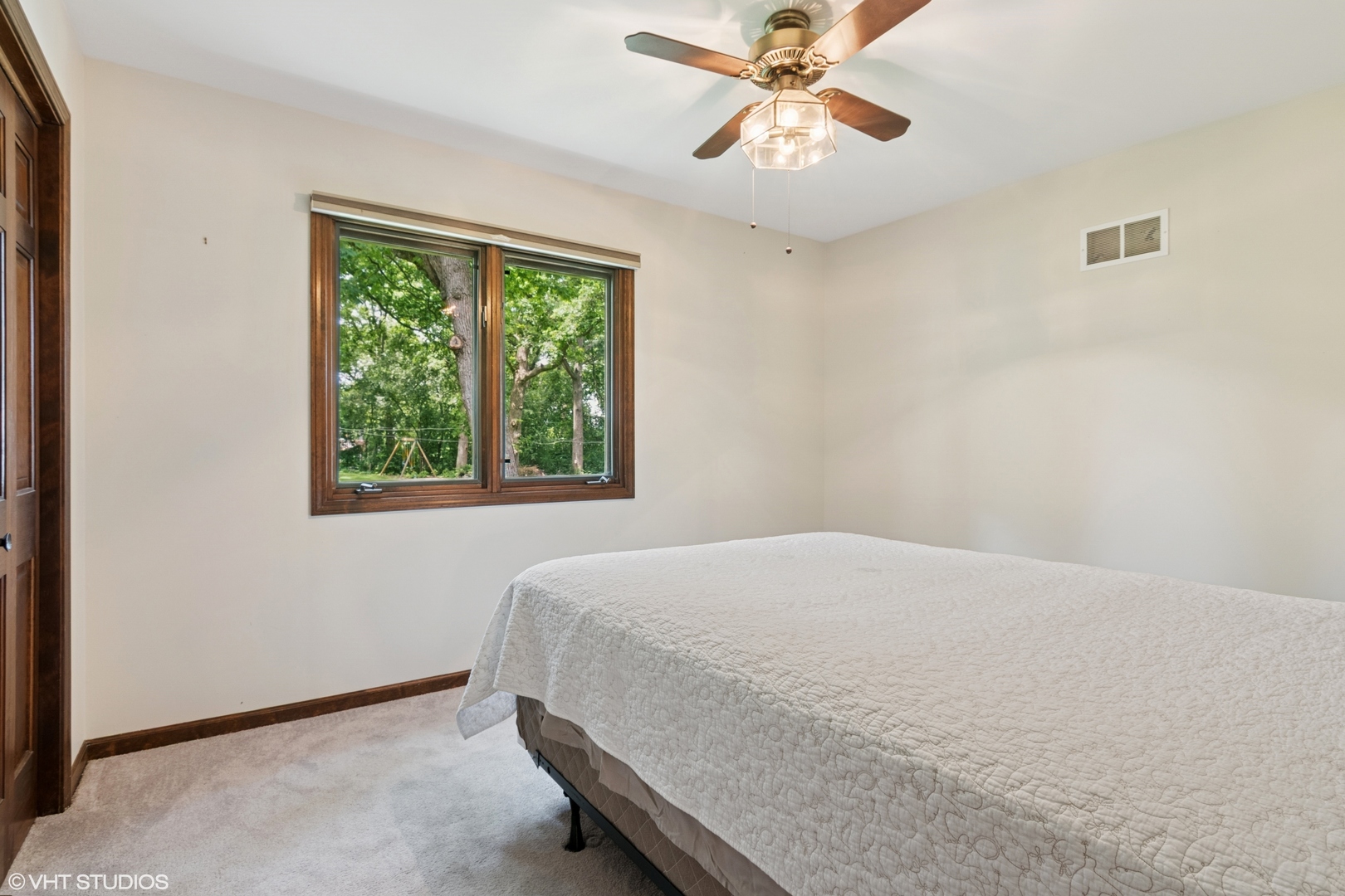 28W520 Pamela Court, West Chicago, IL 60185
