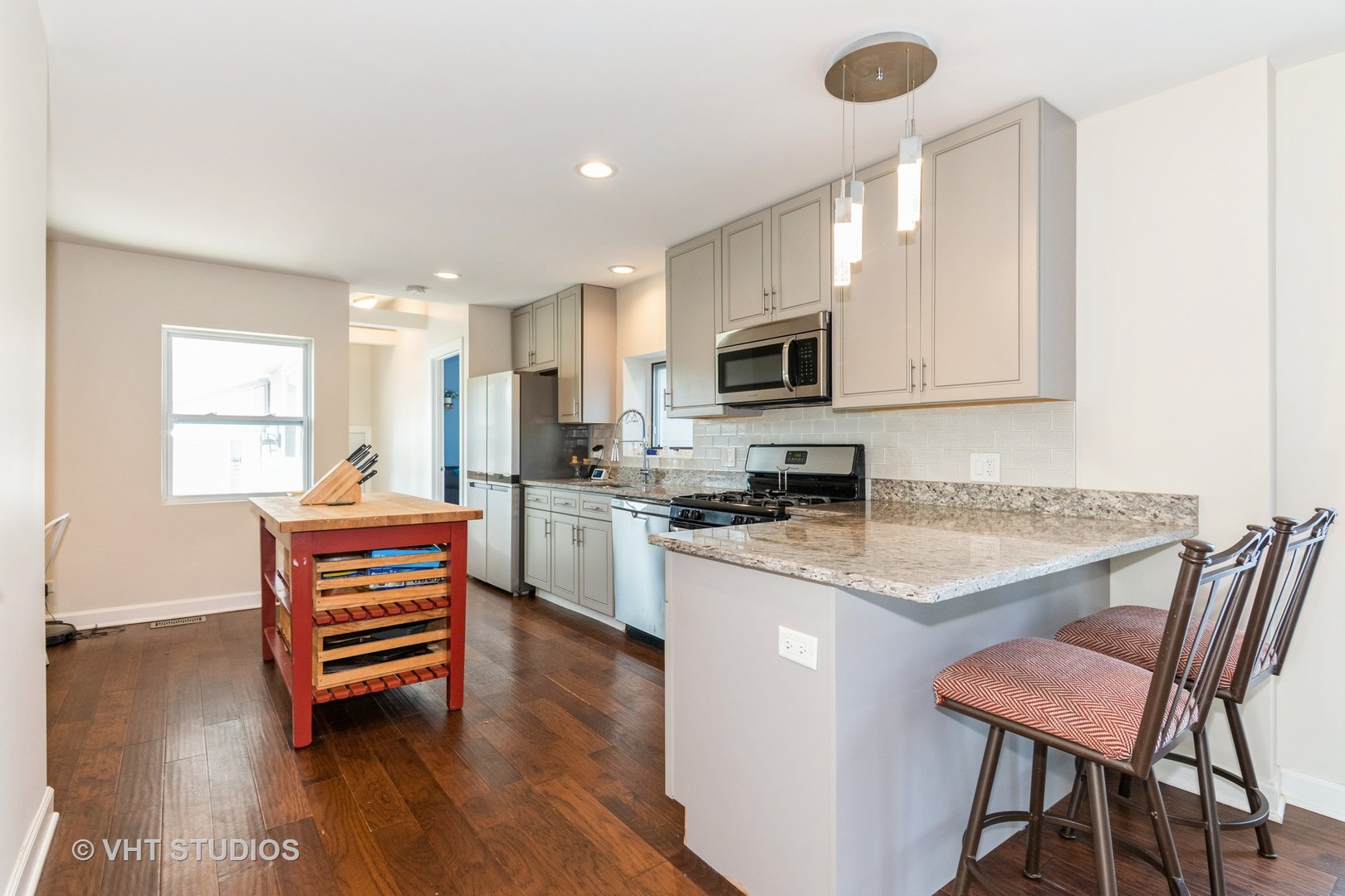 2N617 Virginia Avenue, Glen Ellyn, IL 60137
