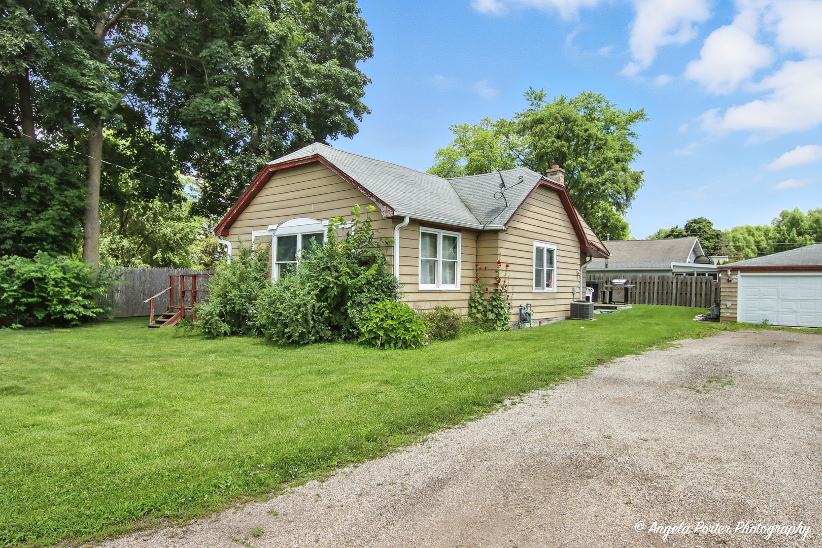 42517 N Poplar Street, Antioch, IL 60002