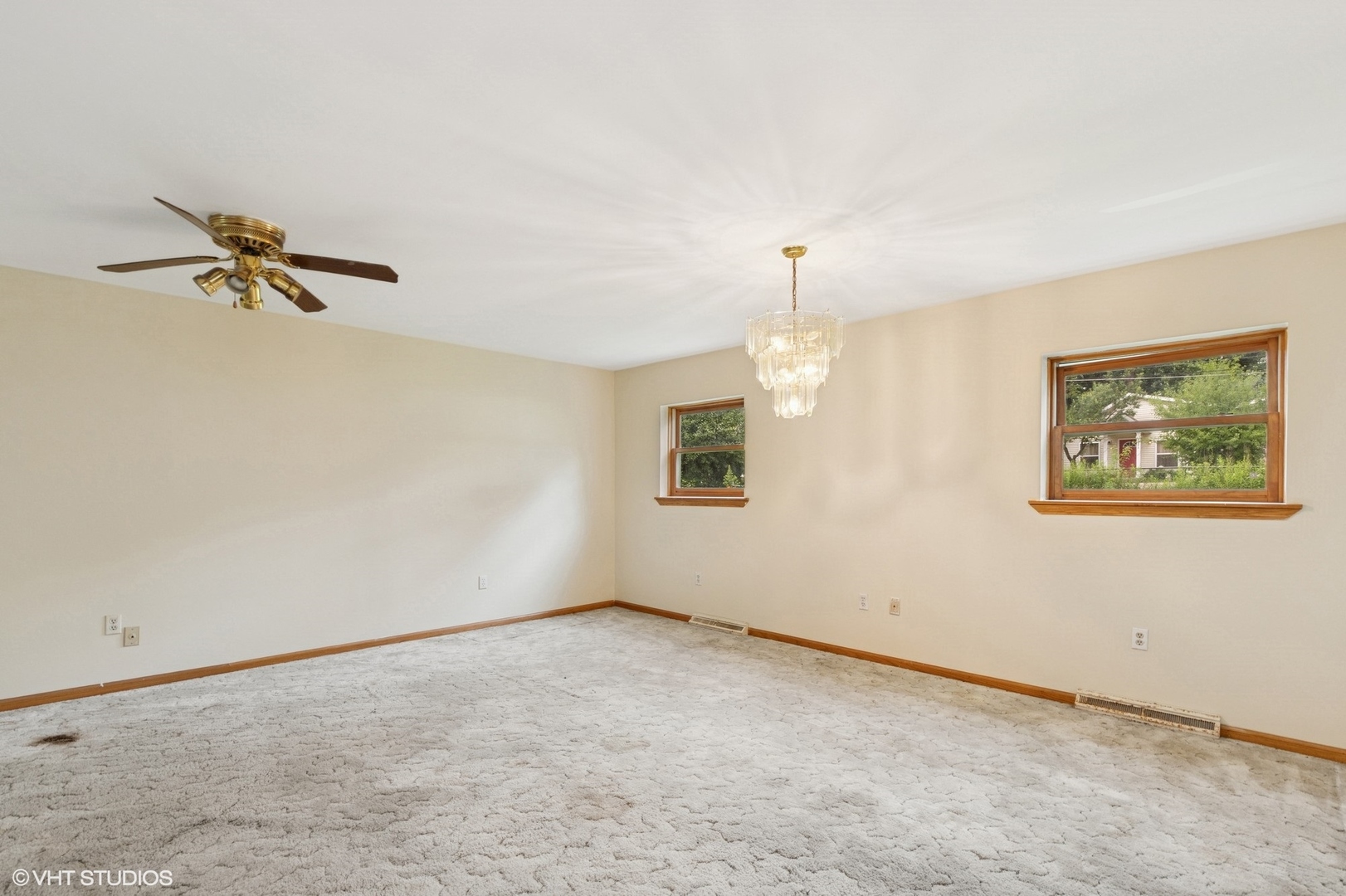 36269 N Eagle Court, Ingleside, IL 60041