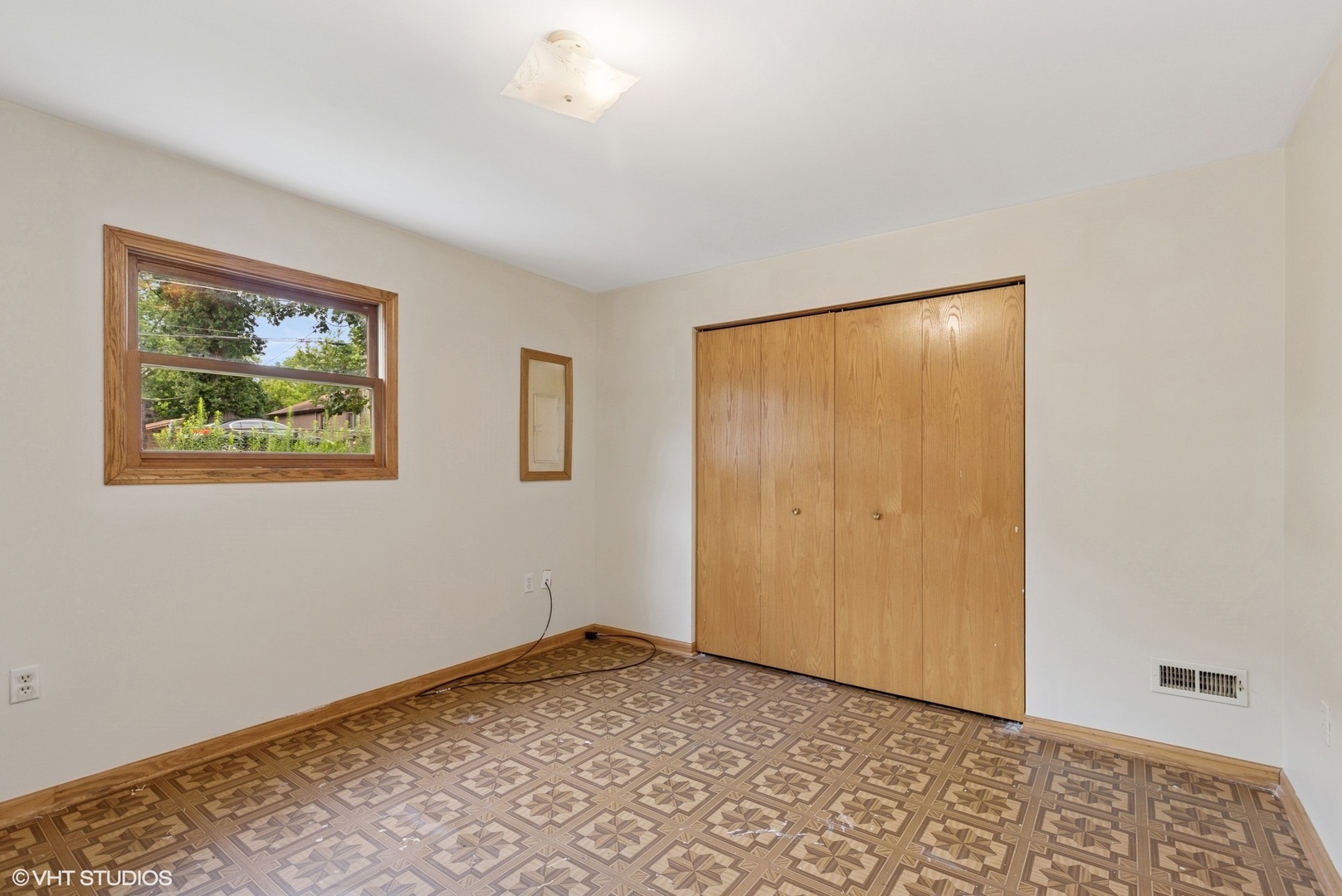 36269 N Eagle Court, Ingleside, IL 60041