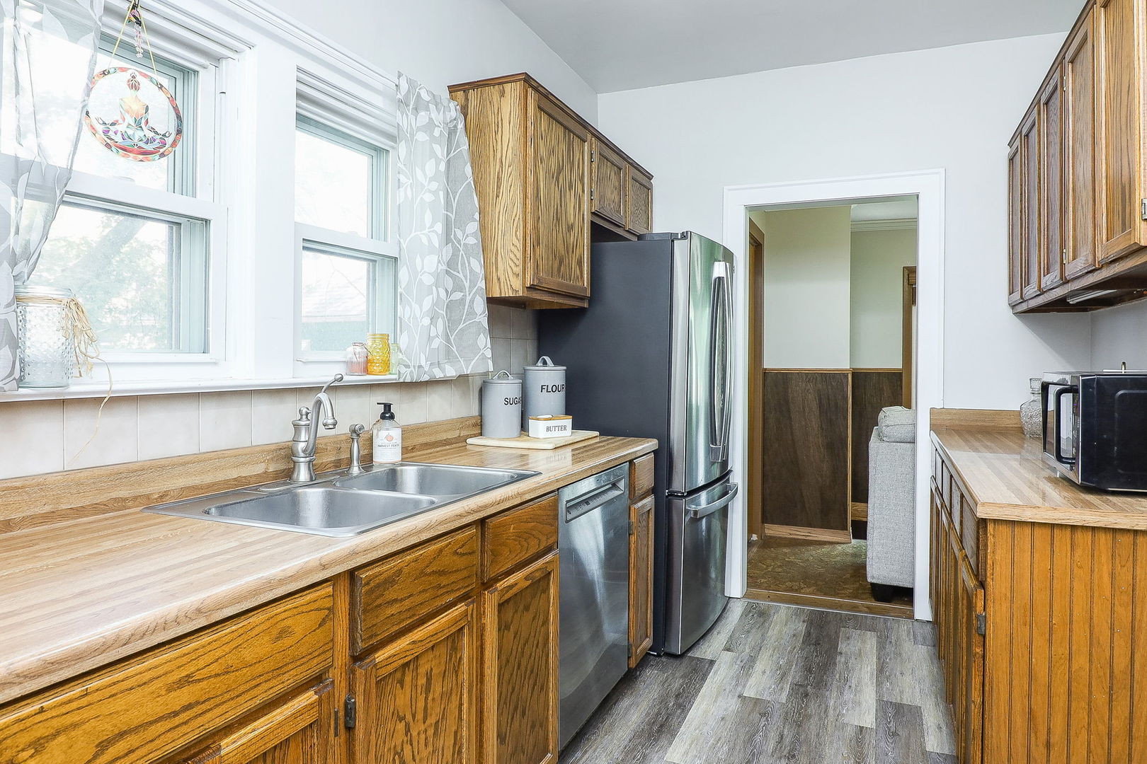 10828 W Grand Avenue, Melrose Park, IL 60164
