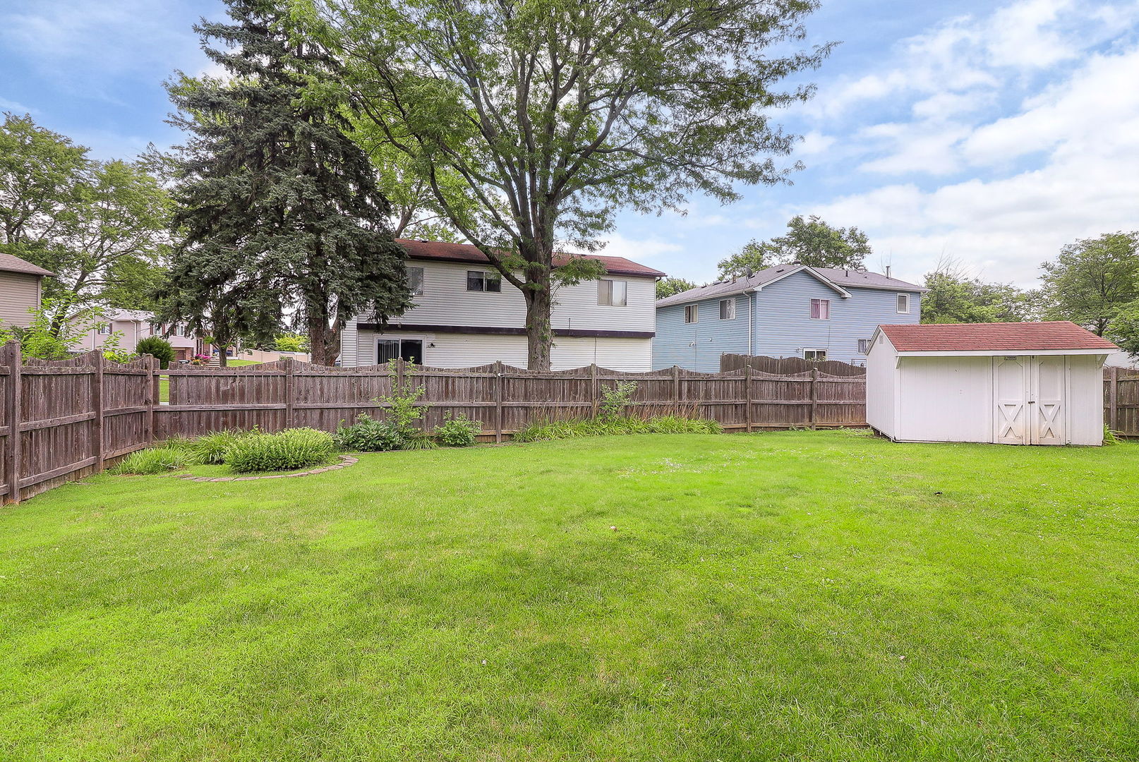 304 Thistle Drive, Bolingbrook, IL 60490