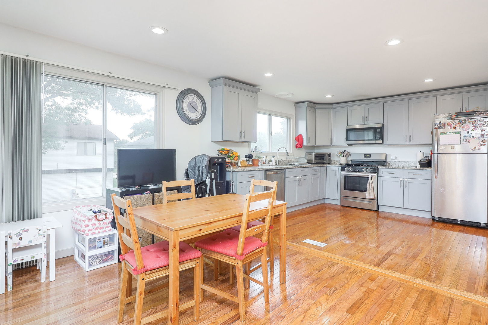 304 Thistle Drive, Bolingbrook, IL 60490