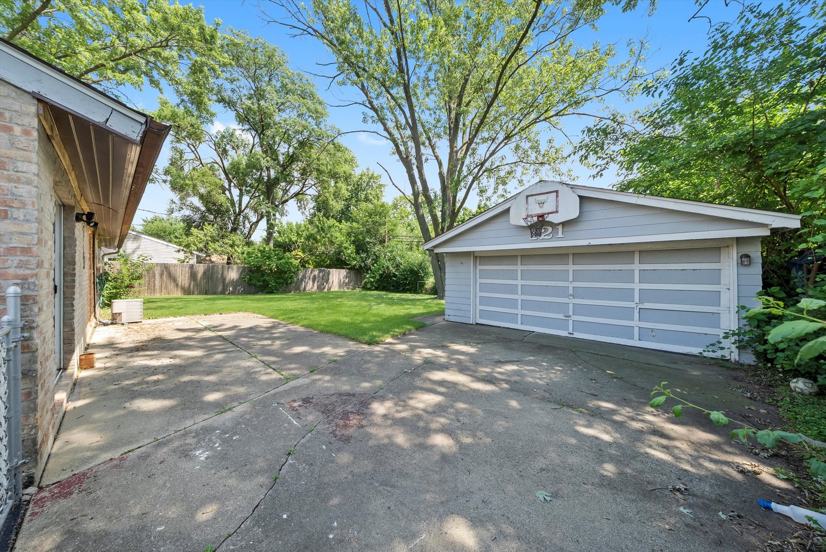 121 Cypress Drive, Bolingbrook, IL 60440