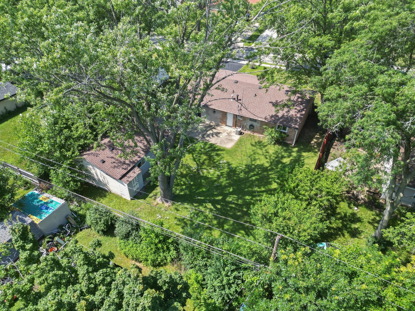 121 Cypress Drive, Bolingbrook, IL 60440