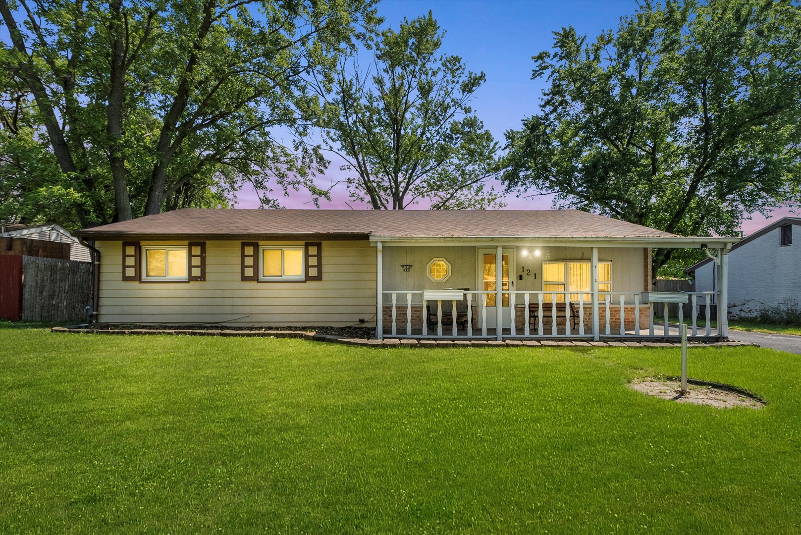 121 Cypress Drive, Bolingbrook, IL 60440