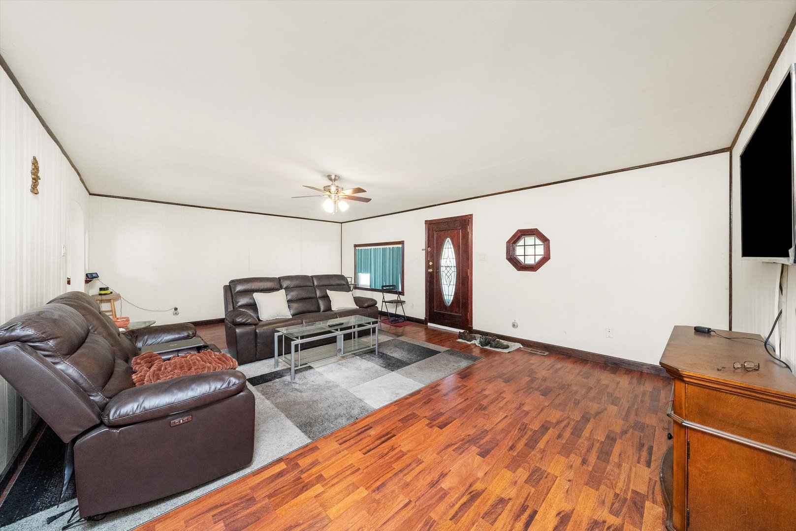 121 Cypress Drive, Bolingbrook, IL 60440