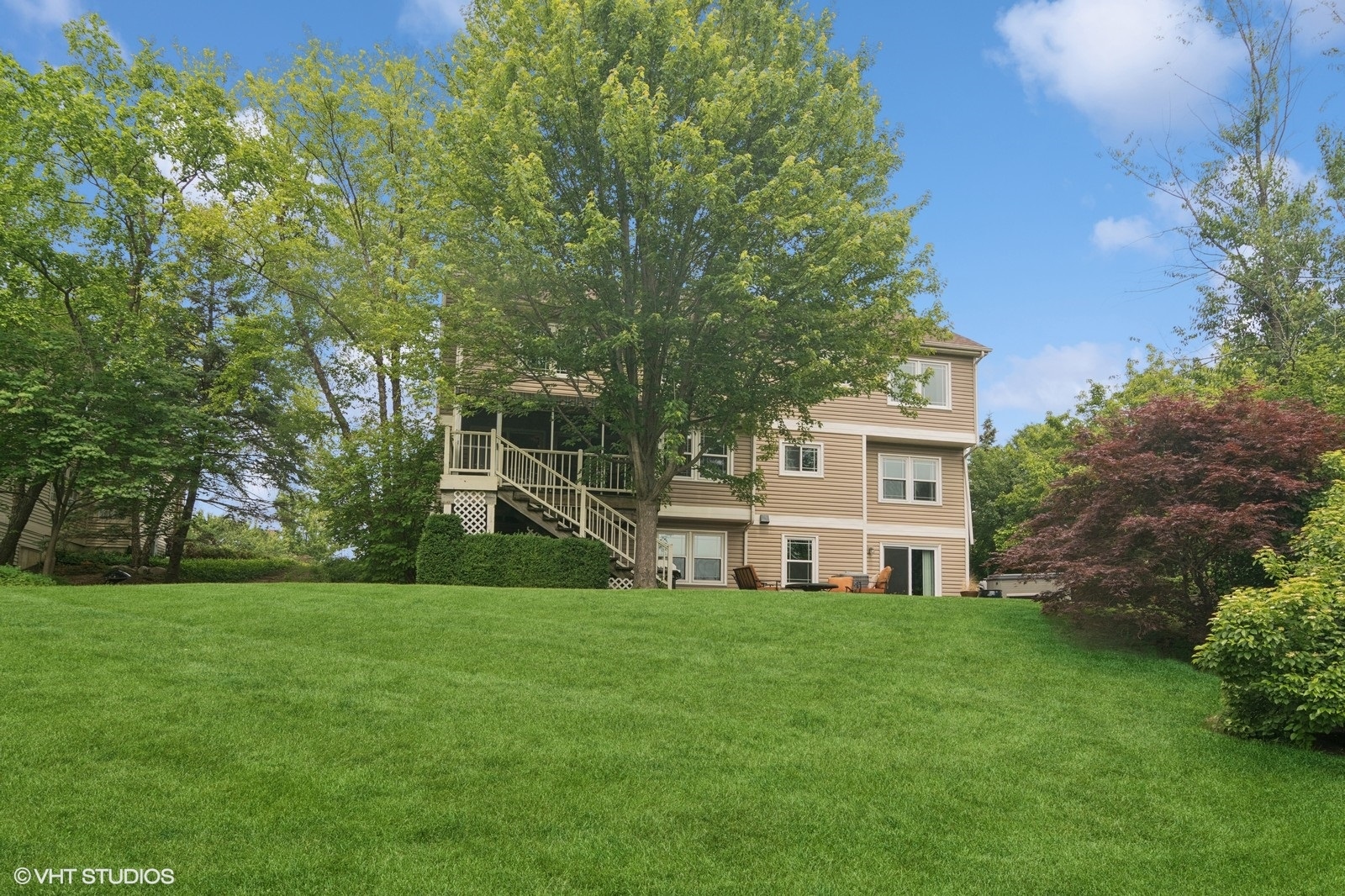 904 Warwick Lane, Lake Zurich, IL 60047