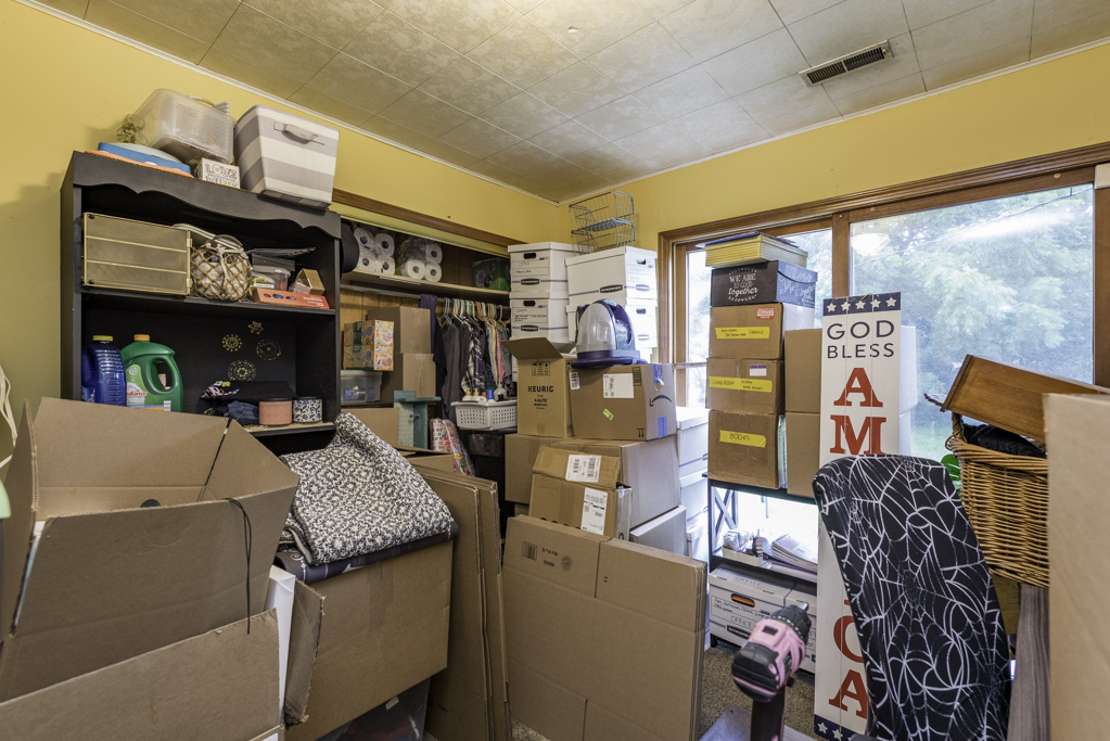 12716 W Grandview Avenue, Waukegan, IL 60085