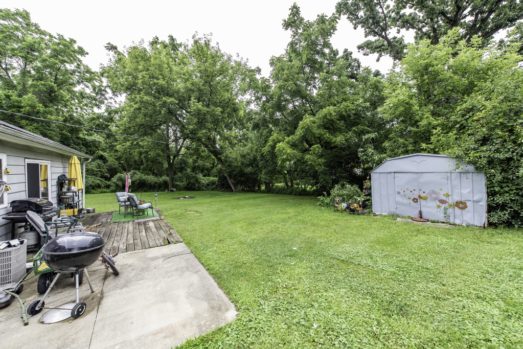 12716 W Grandview Avenue, Waukegan, IL 60085