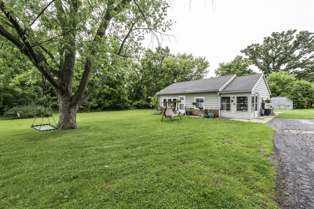 12716 W Grandview Avenue, Waukegan, IL 60085