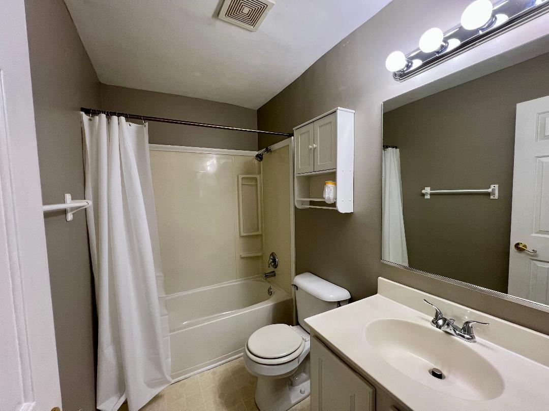 1875 TALL OAKS Drive #2408, Aurora, IL 60505