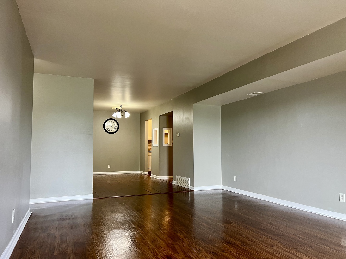 1875 TALL OAKS Drive #2408, Aurora, IL 60505