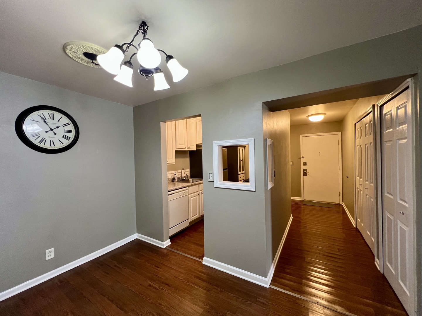 1875 TALL OAKS Drive #2408, Aurora, IL 60505