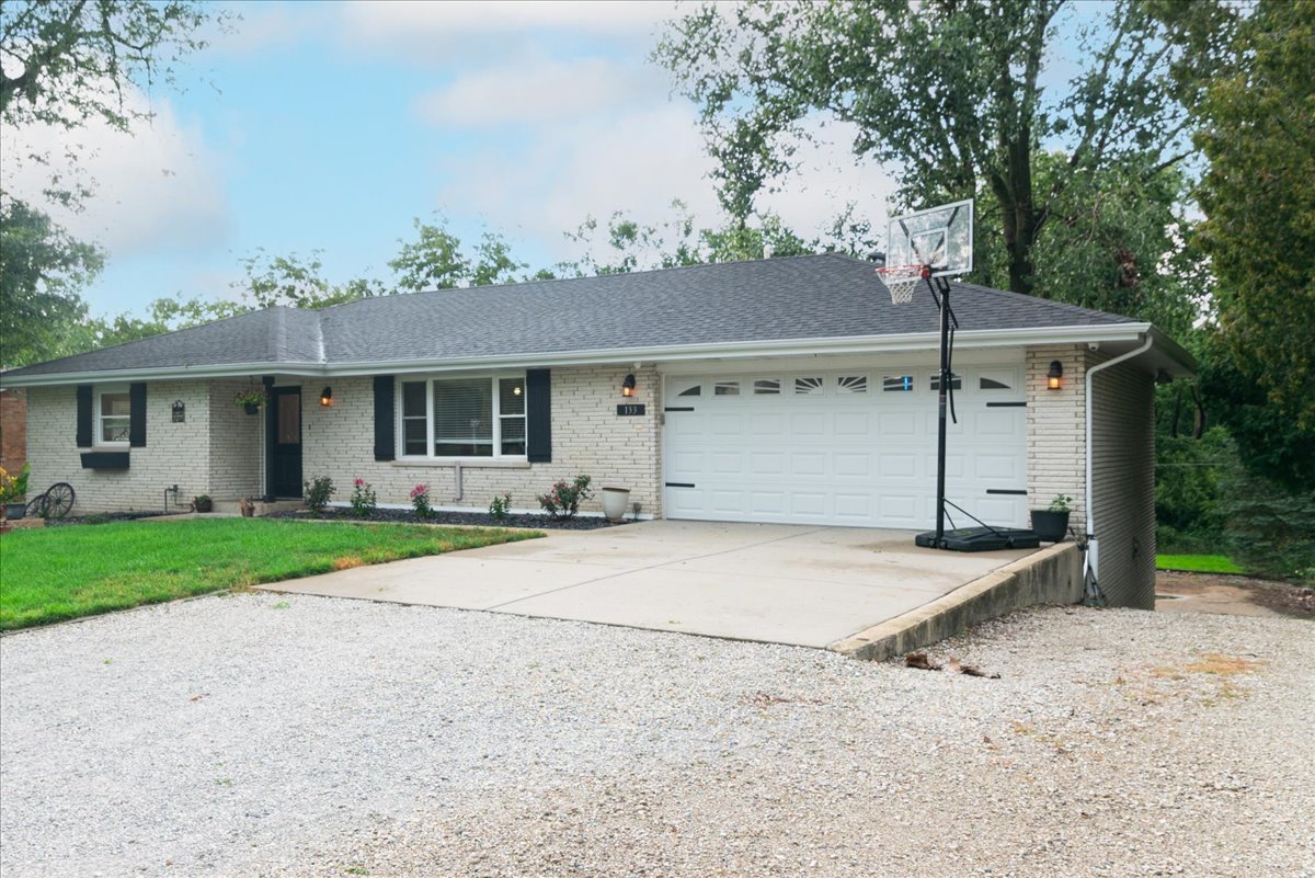 133 Barbara Lane, New Lenox, IL 60451
