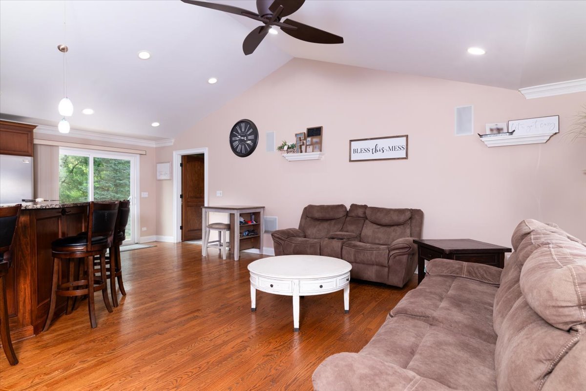 133 Barbara Lane, New Lenox, IL 60451