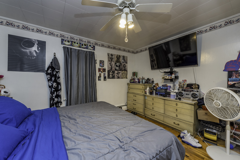 12698 W Grandview Avenue, Waukegan, IL 60085