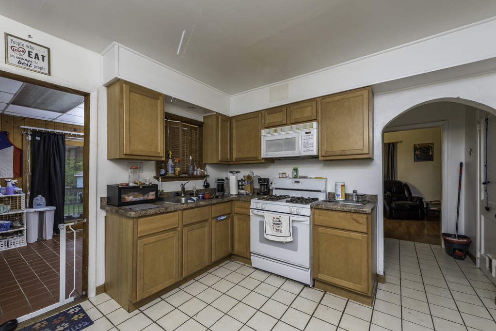 12698 W Grandview Avenue, Waukegan, IL 60085