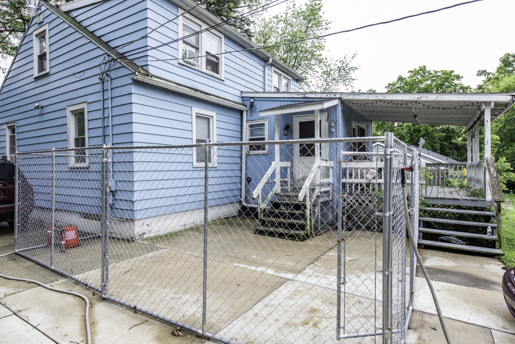 12698 W Grandview Avenue, Waukegan, IL 60085
