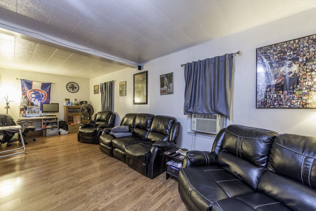 12698 W Grandview Avenue, Waukegan, IL 60085