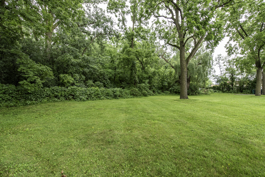 12698 W Grandview Avenue, Waukegan, IL 60085