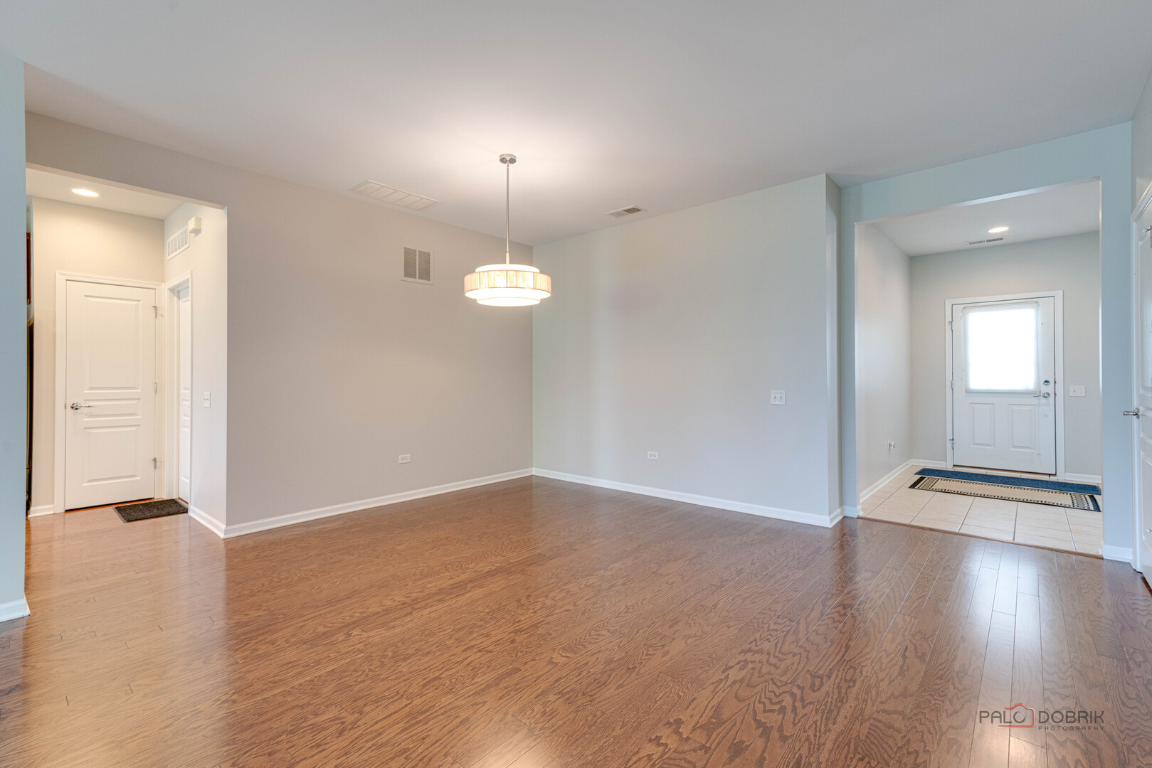 3293 Epstein Circle, Mundelein, IL 60060