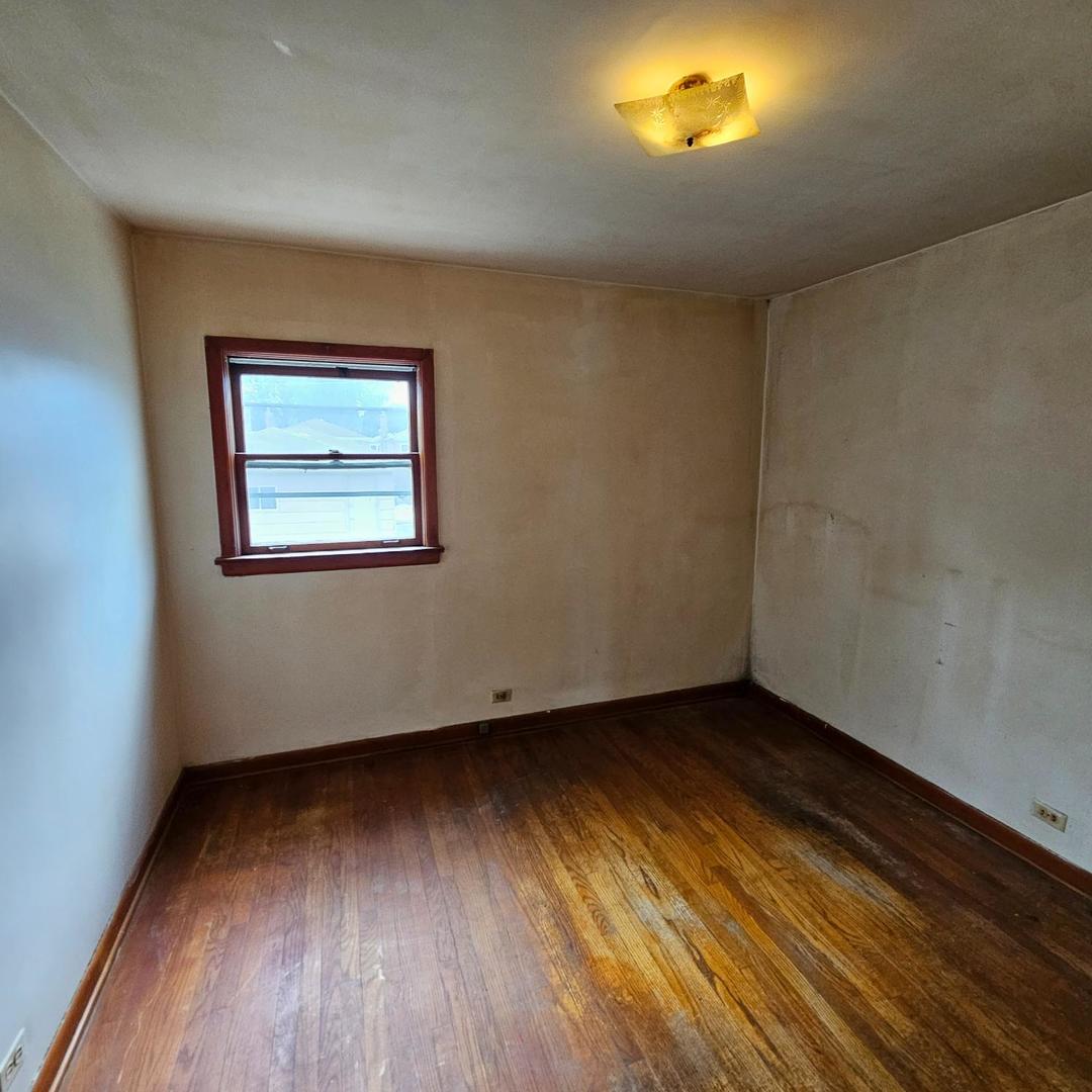 4804 S Lamon Avenue, Chicago, IL 60638