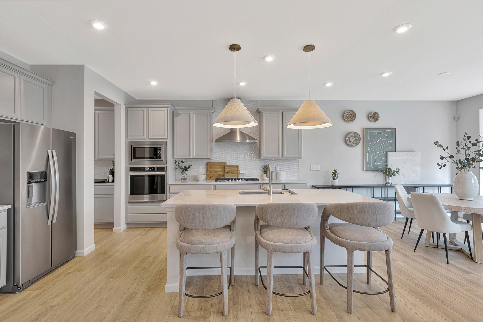 2611 Lawlor Lane, Naperville, IL 60564