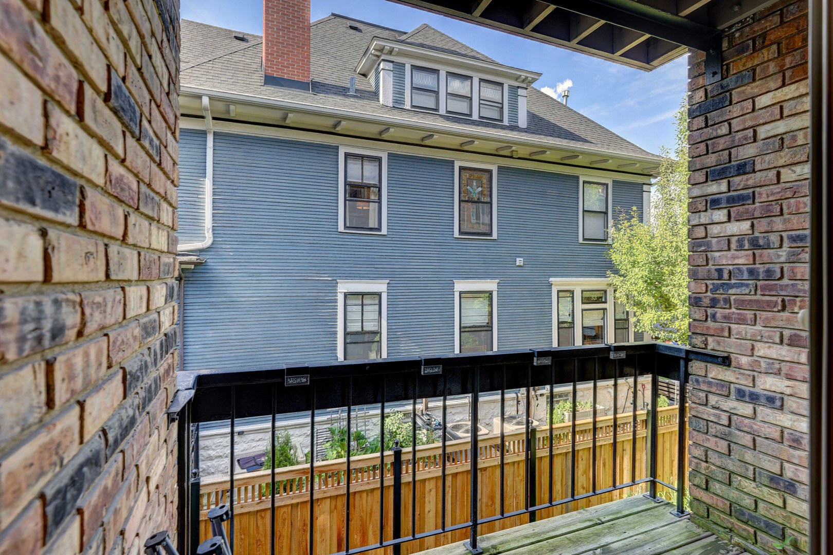 420 Home Avenue #202, Oak Park, IL 60302