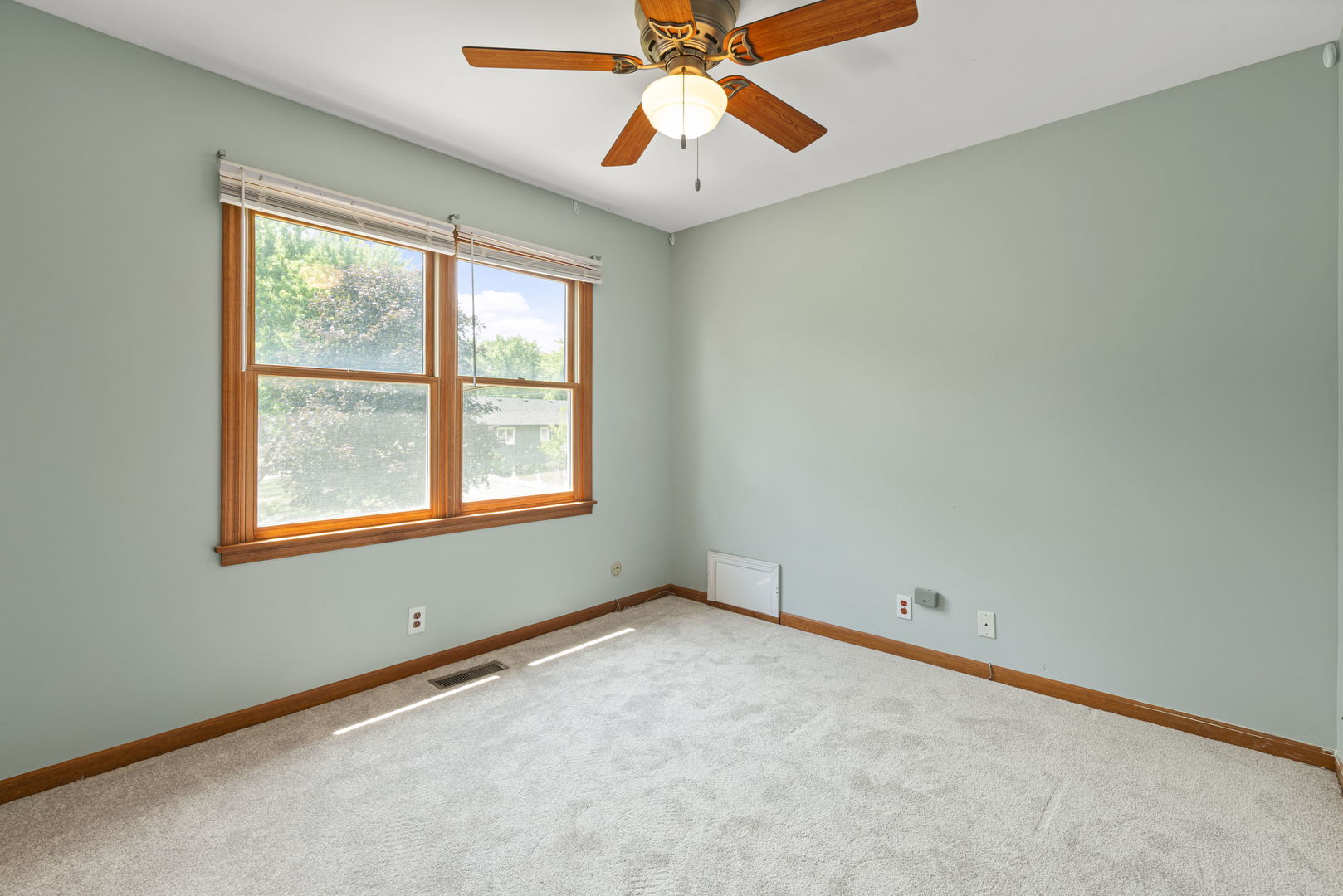 630 Maple Court, Elburn, IL 60119