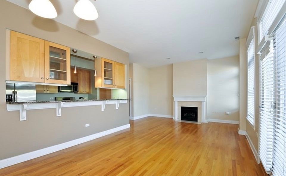 3755 N Racine Avenue #2C, Chicago, IL 60613