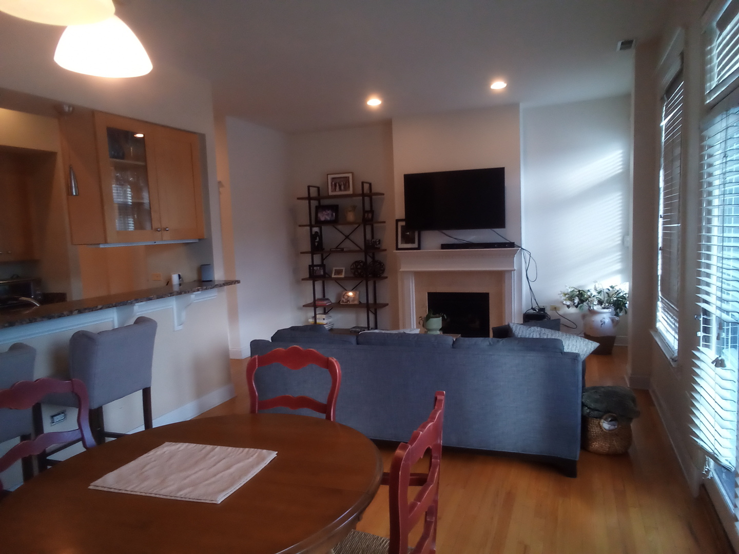 3755 N Racine Avenue #2C, Chicago, IL 60613