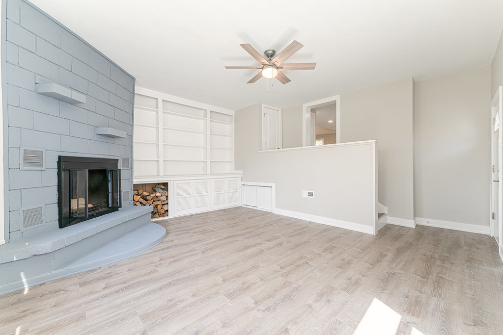 2330 121st Street, Blue Island, IL 60406