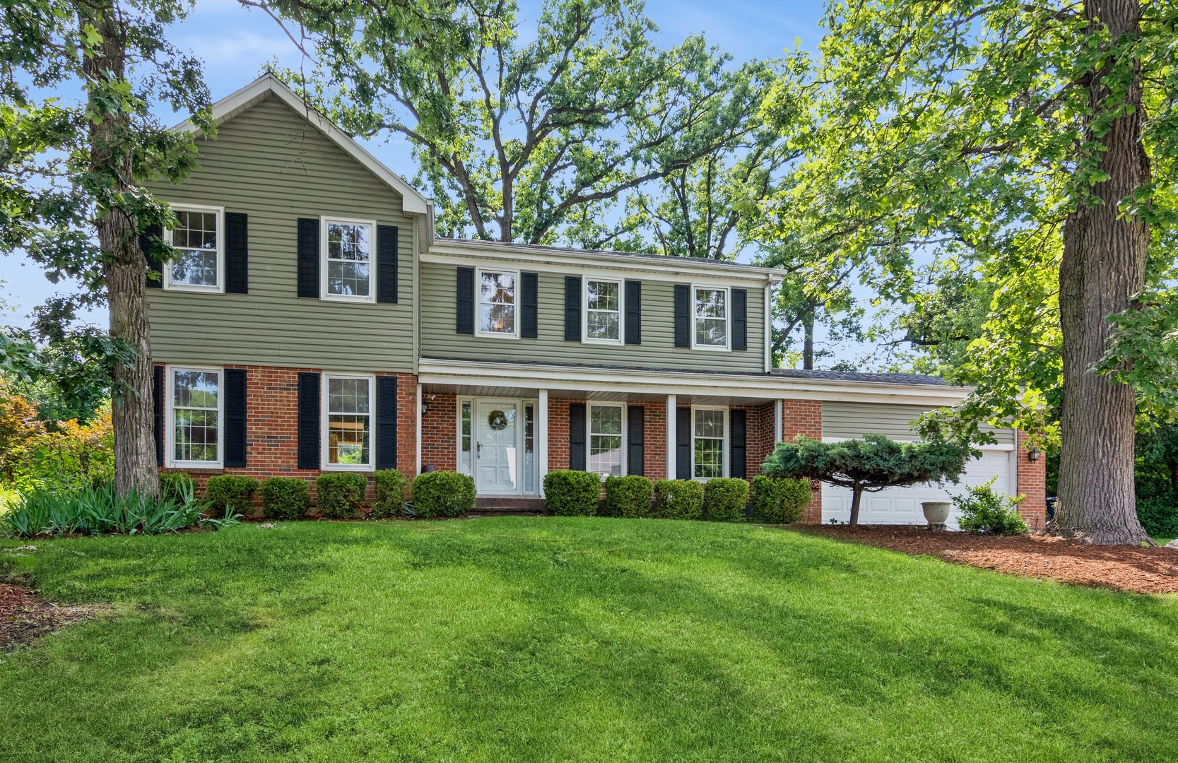 200 Timbercrest Drive, Schaumburg, IL 60193